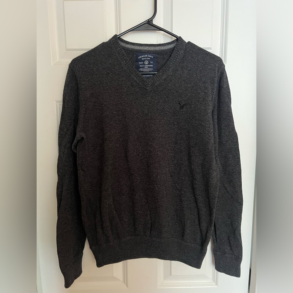 AEO Men’s B-Neck Sweater, Small